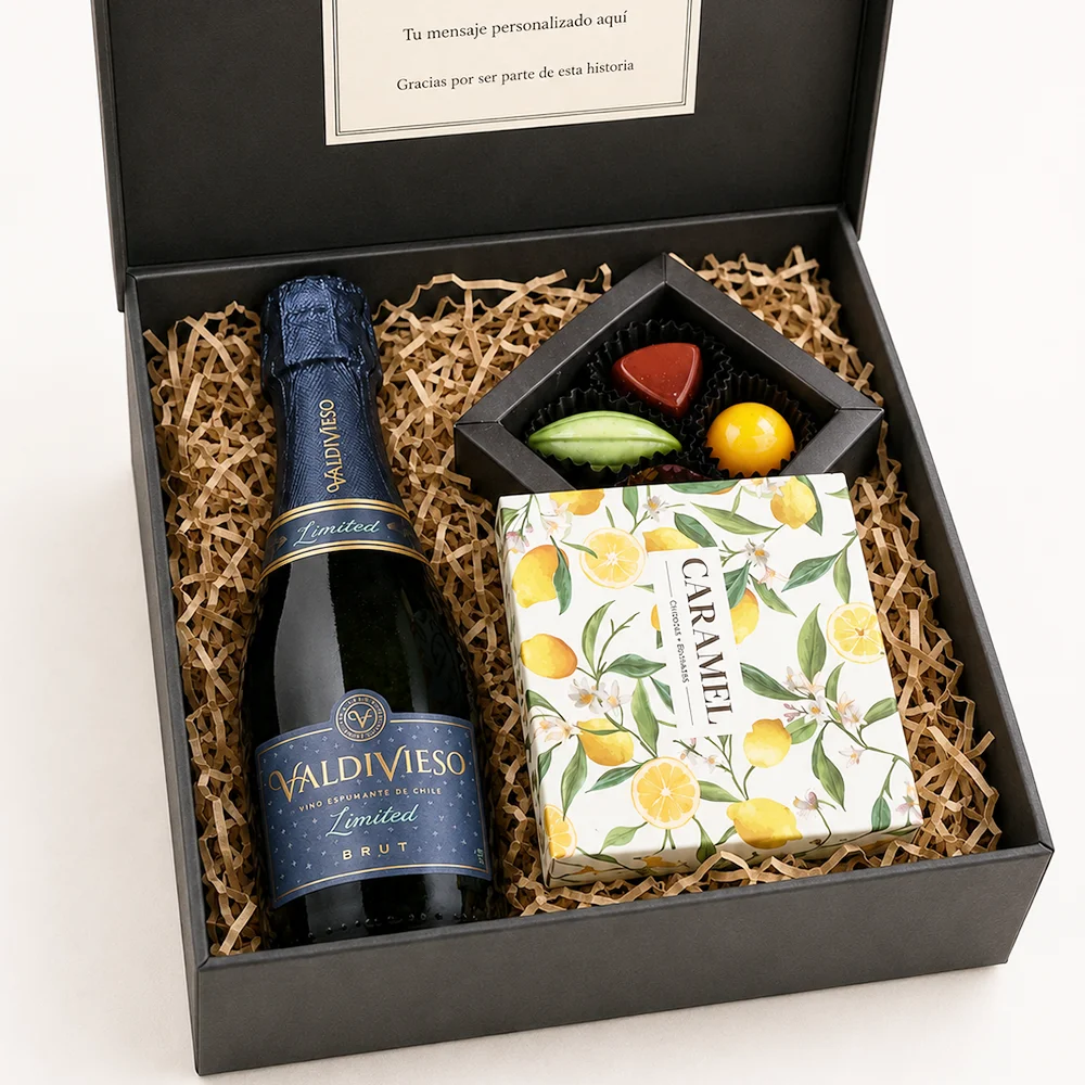 Caja Bombones Espumosos con Espumante Valdivieso Brut y cuatro bombones rellenos surtidos Caramel.