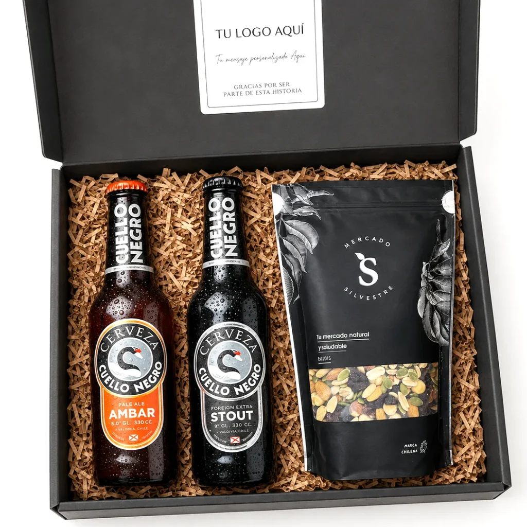 Caja de regalo corporativo con cervezas Cuello Negro Ámbar y Stout, mix de frutos secos