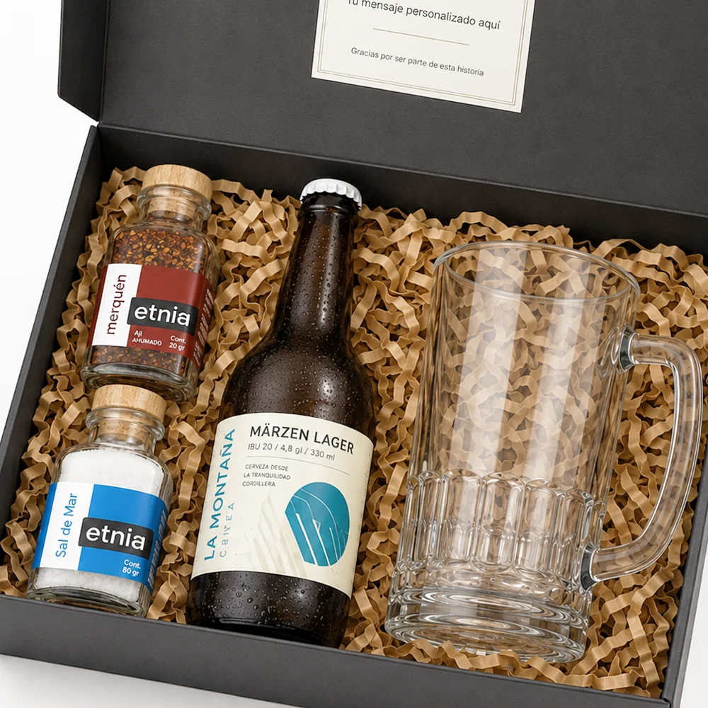 Caja Chelada Chilena con cerveza Märzen Lager La Montaña, Shopero Frankfurt, Sal de Mar y Merkén Etnia.