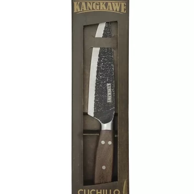 Cuchillo parrillero modelo Rupanco de 6 pulgadas con hoja de acero afilada y diseño inspirado en la artesanía chilena